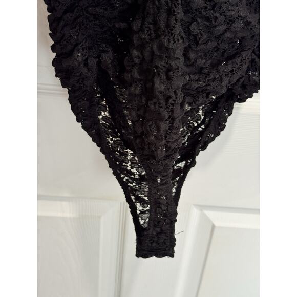 Free People Day And Night Black Lace Bodysuit Stretchy High Neck Size Large - Picture 6 of 10